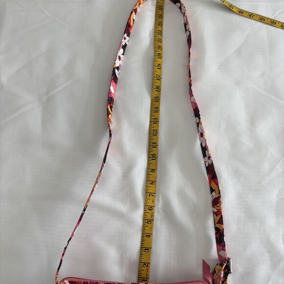 Vera Bradley Floral Quilted Crossbody Bag With Adjustable Strap & Multiple Pocke - Picture 9 of 9